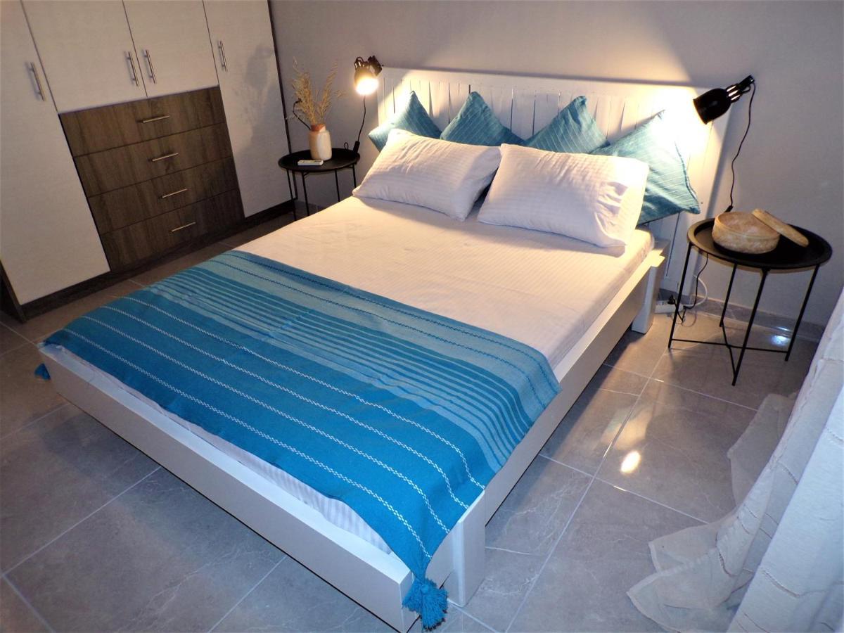 Artemis Suites Volos Eksteriør billede